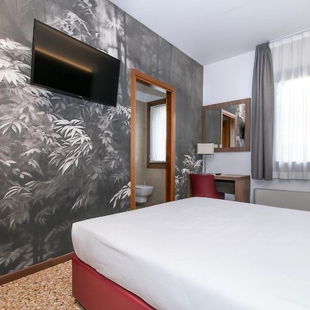 Palazzo Scamozzi Hotel Vicenza Exterior photo