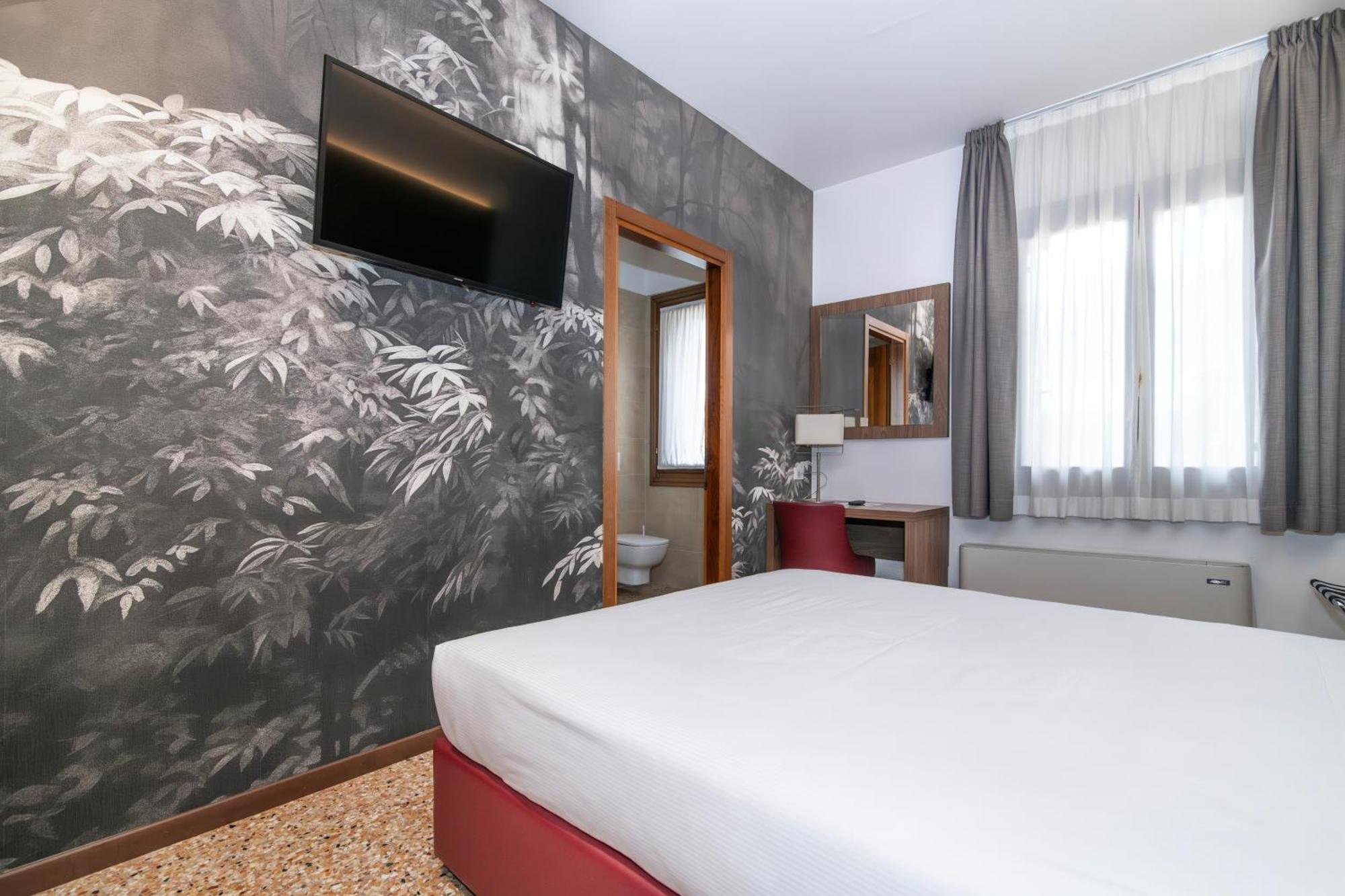 Palazzo Scamozzi Hotel Vicenza Exterior photo